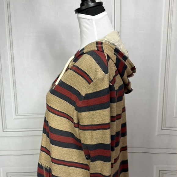 Oversize striped top - Picture 5 of 10